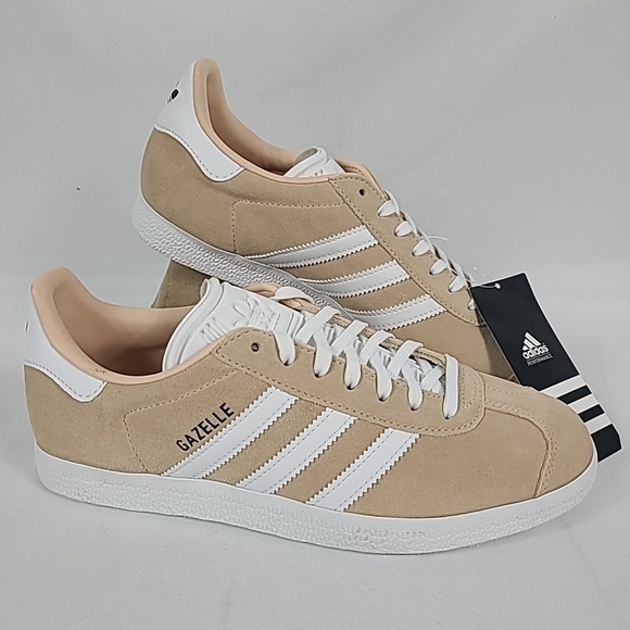 adidas Shoes - NEW Adidas Gazelle Women's Halibut White Beige Sneakers Sz 7.5